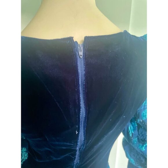 Vintage 1980s Party Dress, Size S/M, Metallic Blue Velvet, Puffed Sleeves - Picture 7 of 11